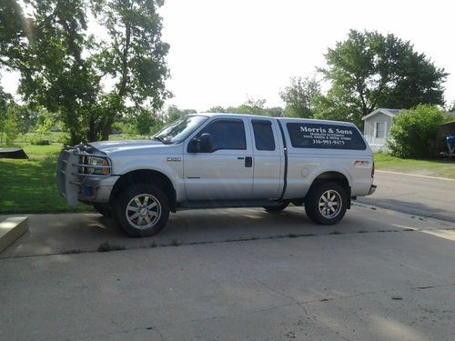 2005 ford f-250 super duty fx4 extended cab pickup 4-door 6.0l