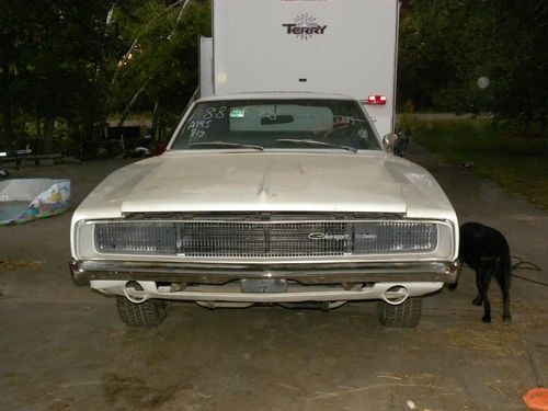 1968 dodge charger base hardtop 2-door 6.3l