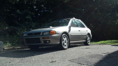 2000 subaru impreza outback wagon 4-door 2.5l