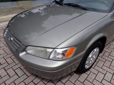 Florida 99 Camry Gas Saver 2.2L 4-Cyl. Automatic Very Dependable LQQK No Reserve, image 41