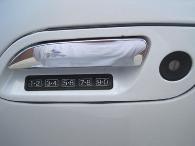 ASSOLUTLY STUNNING TRI COAT PEARL WHITE S. FLORIDA FROM NEW 38K ORIGINAL MILES, US $4,690.00, image 32