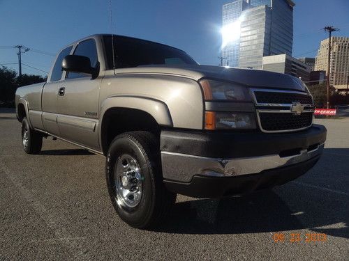 2006 chevroler solverado 2500 lt v8 6.0l 2wd ext cab auto