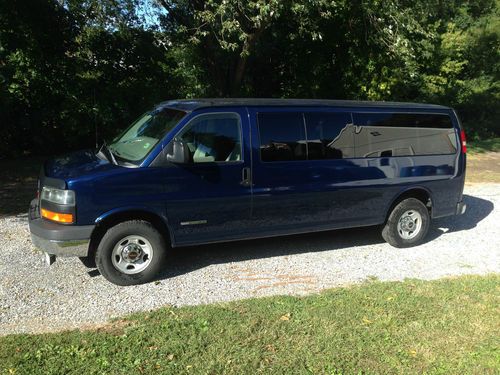 2003 gmc savana 3500 sle extended passenger van 3-door 6.0l