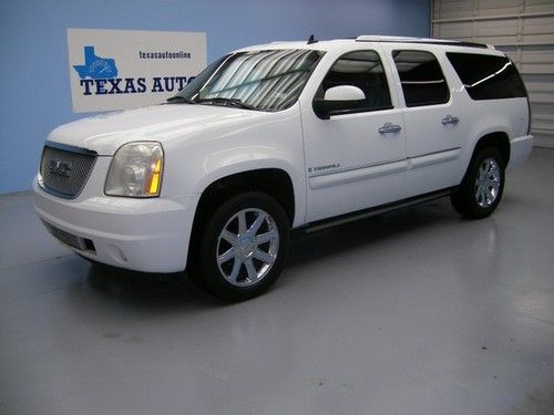 We finance!!!  2007 gmc yukon xl denali awd auto roof rear tv/dvd 3rd row 6 cd!!