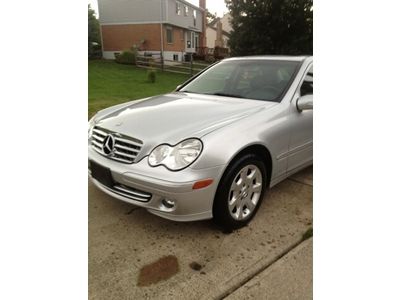 Clean carfax_4matic_leather_clean_serviced_v6_awd_alloys_updated front end_