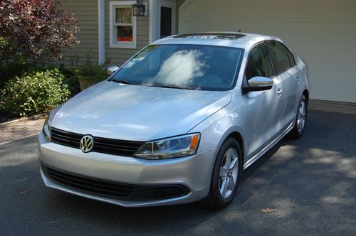 2011 VW Jetta TDI Sedan, US $16,950.00, image 2