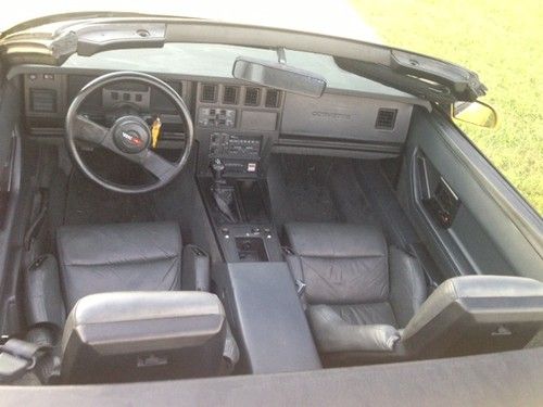 Pristine! 1986 Chevrolet Corvette Indianapolis 500 Pace Car Convertible, image 8