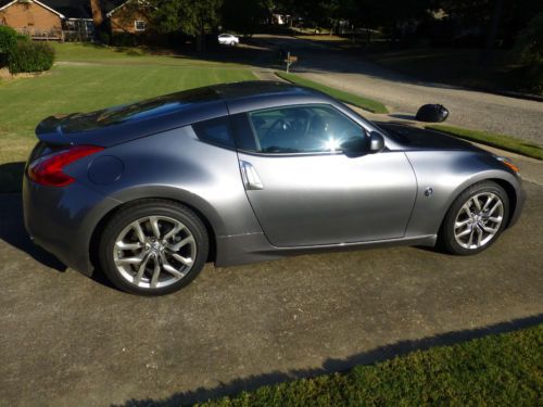 2014 nissan 370z base coupe 2-door 3.7l