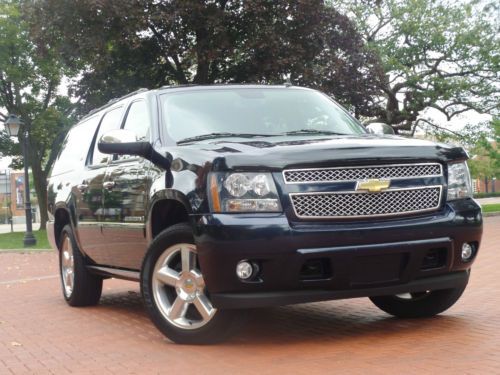 2009 chevrolet suburban 1500 ltz ,1 owner, clean carfax all wheel drive