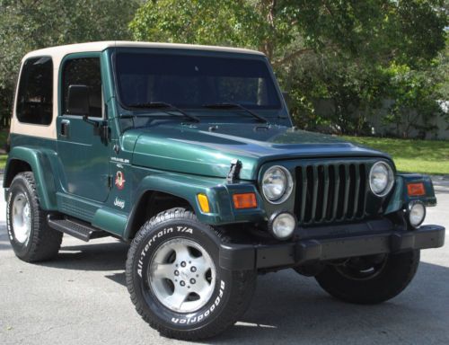 00  wrangler sahara 4.0l 6cyl, 4x4 5 speed, hard top. no accidents, no reserve.