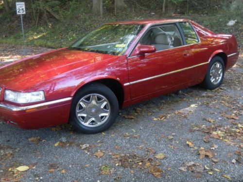 2001 cadillac eldorado esc coupe 2-door 4.6l low mileage! clean car!