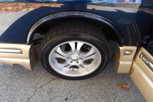 1-OWNER SAVANAH 1500 AWD  HI END CONVERSION VAN BY SHERROD, US $19,500.00, image 5