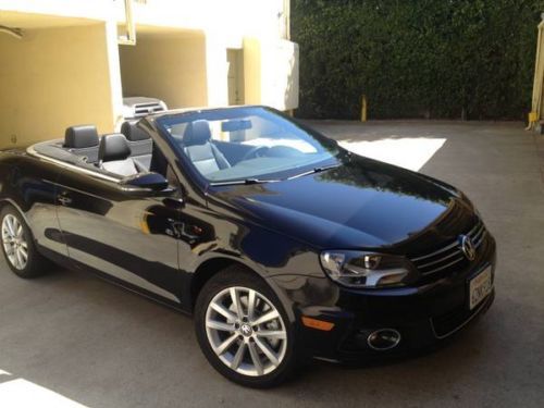 Gorgeous 2013 volkswagen eos komfort hardtop convertible 2-door 2.0l