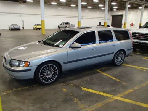 Volvo v70 t5 wagon 5 speed manual rare. stick shift