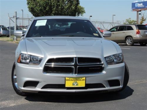 SE 3.6L CD Rear Wheel Drive Power Steering ABS 4-Wheel Disc Brakes AM/FM Stereo, image 6