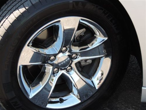 SE 3.6L CD Rear Wheel Drive Power Steering ABS 4-Wheel Disc Brakes AM/FM Stereo, image 9