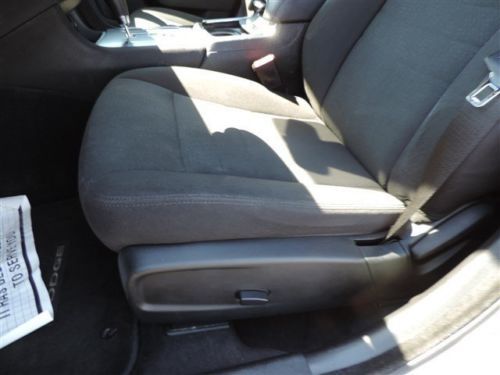 SE 3.6L CD Rear Wheel Drive Power Steering ABS 4-Wheel Disc Brakes AM/FM Stereo, image 14