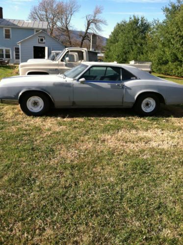 1967 buick riviera base hardtop 2-door 7.0l