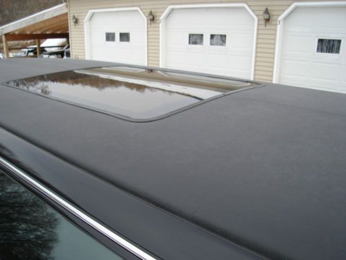 2004 LINCOLN TOWN CAR LIMOUSINE LIMO 70" CORPORATE PICASSO PRIVATE CAR LOW MILES, US $19,995.00, image 4