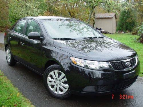 2012 kia forte lx **20k miles**