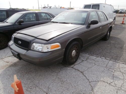 2003 ford crown victoria police interceptor clean unmarked!! only 93k miles!!