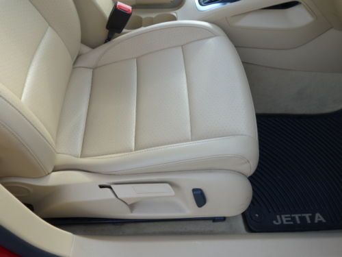 VOLKSWAGEN JETTA TDI DIESEL HEATED SEATS SUNROOF CLEAN FREE AUTOCHECK NO RESERVE, image 42