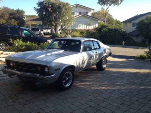 1973 chevrolet nova custom hatchback 2-door 5.7l