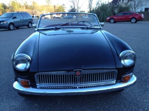 1967 mgb convertible rare find!