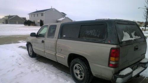 2000 chevrolet silverado ls ext. cab with cap