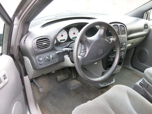 2004 DODGE GRAND CARAVAN 1 OWNER NICE CONDITION NICE VAN NO RESERVE!, image 9