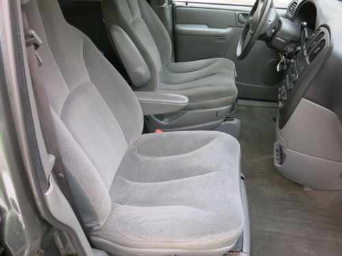 2004 DODGE GRAND CARAVAN 1 OWNER NICE CONDITION NICE VAN NO RESERVE!, image 12