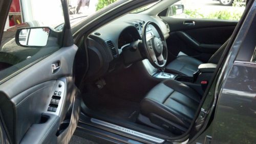 2009 Nissan Altima S Sedan 4-Door 2.5L, image 4