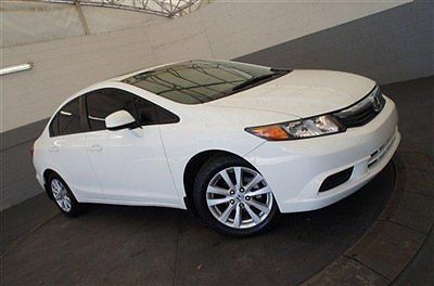 2012 honda civic-ex trim-sedan-navigation-auto trans-one one ower-clean carfax-