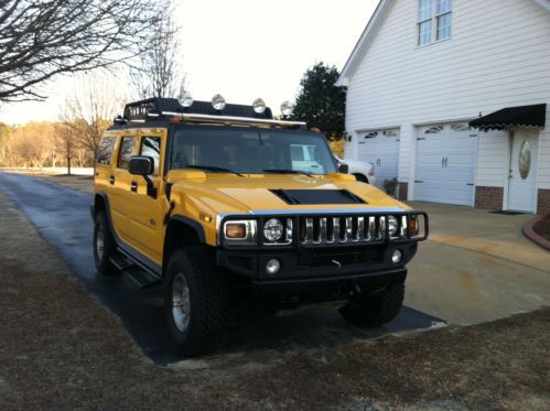 Hummer h2 yellow