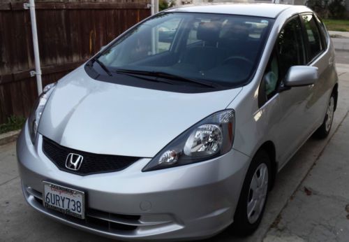 2012 honda fit base hatchback 4-door 1.5l