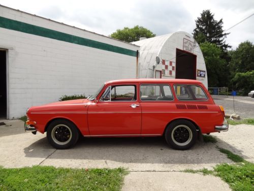 1972 volkswagen squareback kasan red auto gas heat lots of accessories!