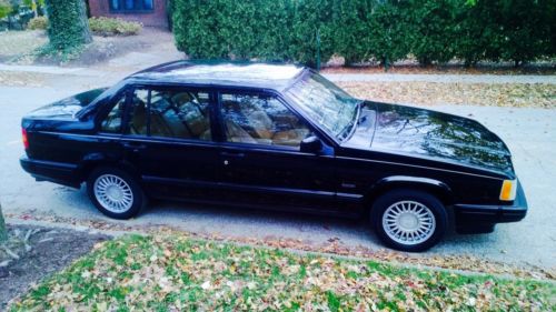 1994 volvo 940  low miles ,great condition !black on tan leather!