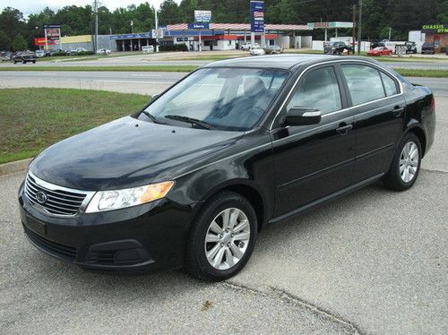 2010 kia optima! low miles! satellite radio! clean carfax