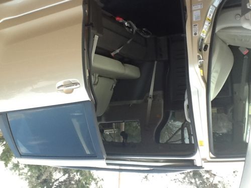 2011 Toyota Sienna XLE Mini Passenger Van 5-Door 3.5L, US $51,499.00, image 2
