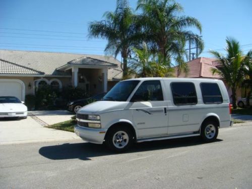 2000 chevrolet astro van custom conversion 3-door 4.3l