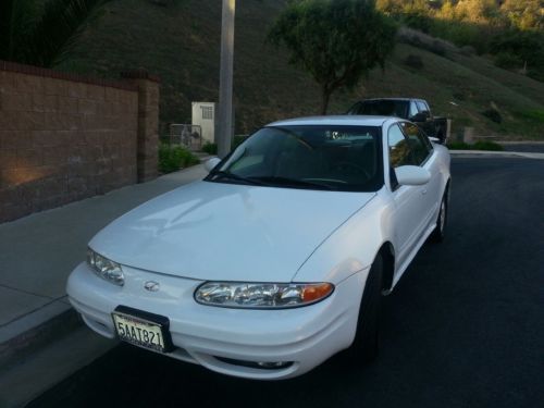 2002 oldsmobile alero gls sedan 4-door 2.2l