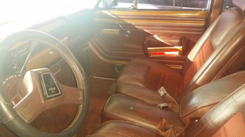 1989 Jeep Grand Wagoneer Base Sport Utility 4-Door 5.9L, image 3