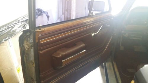 1989 Jeep Grand Wagoneer Base Sport Utility 4-Door 5.9L, image 10