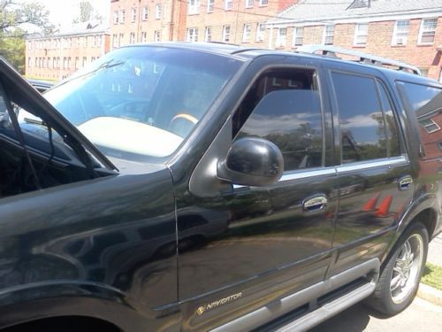 1998 lincoln navigator  black 4x4 with 22&#034; wheels !!!