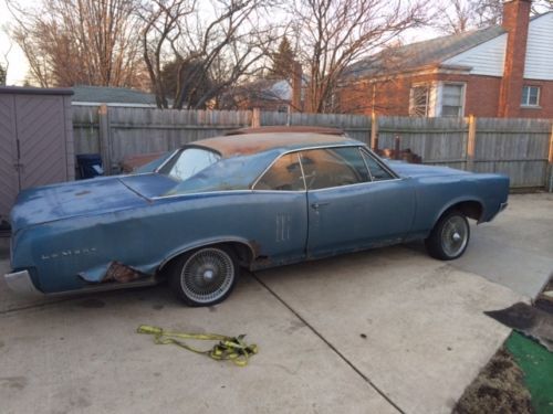 1967 pontiac lemans project/ parts car