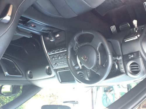 Black Nissan Gtr dealer maintained, image 3