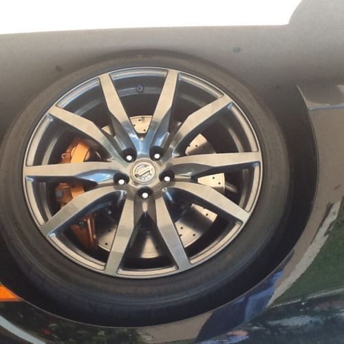 Black Nissan Gtr dealer maintained, image 5