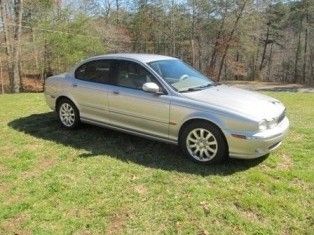 2003 jaguar x-type 2.5 v-6 awd. 128,700 miles. loaded