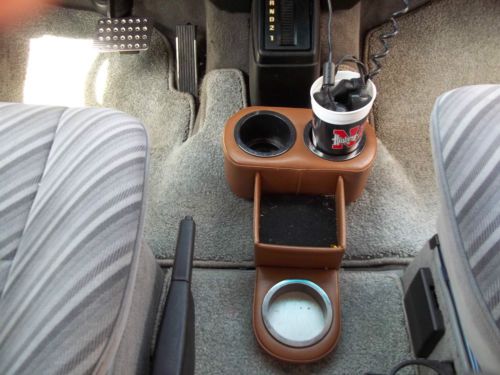 tin top, weekender, hippie bus, 7 passenger van, image 6