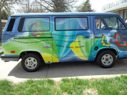 tin top, weekender, hippie bus, 7 passenger van, image 8